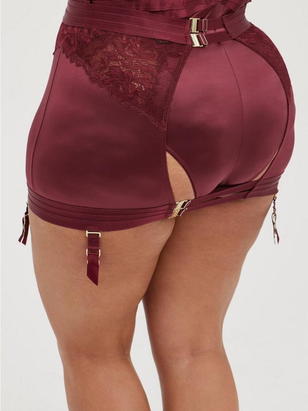 NWT Torrid Cabernet Wine Garter Belt Skirt Stretchy Silky Lace Gold Hardware 6
